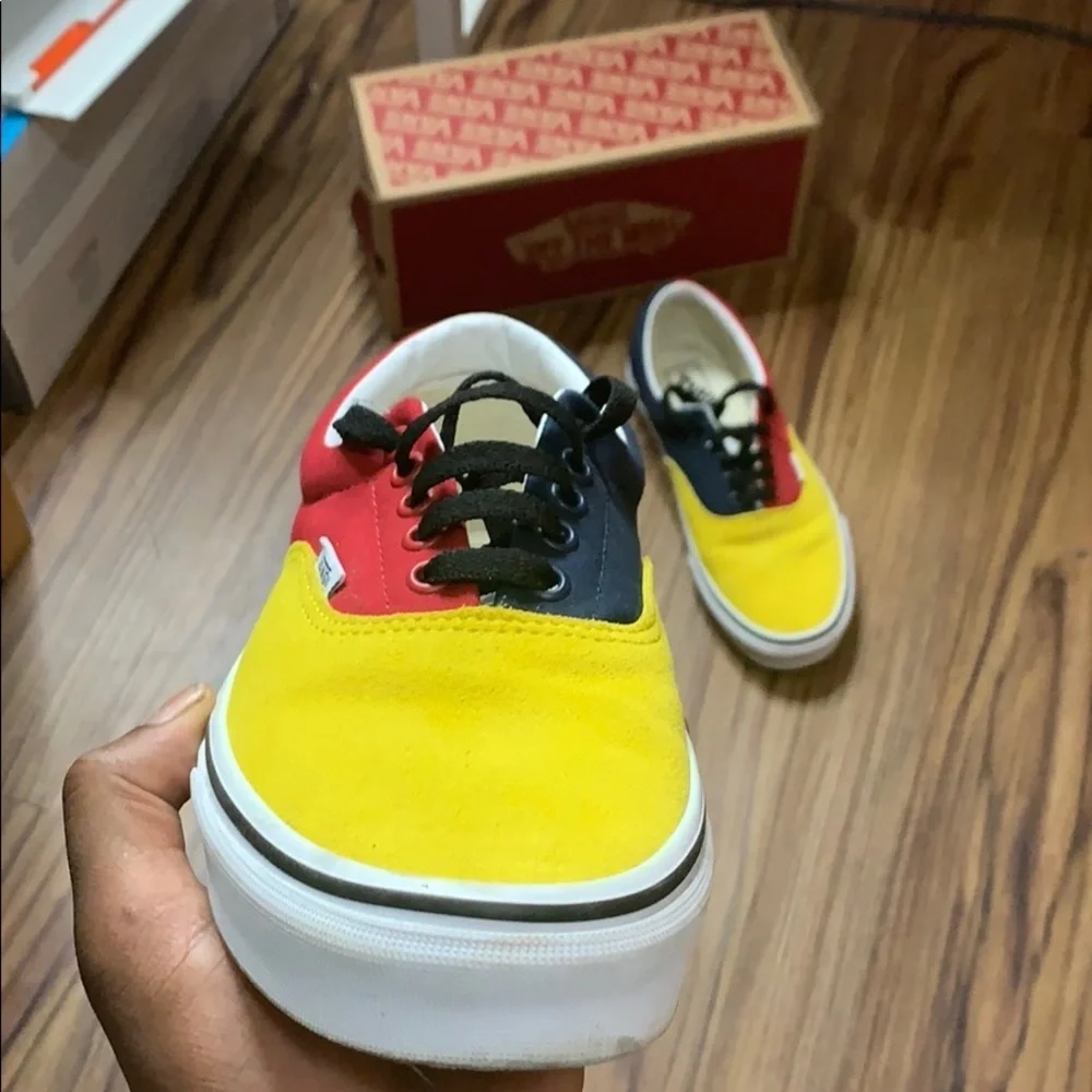 Unisex Vans Off The Wall Multi Color (8.5M-10W)